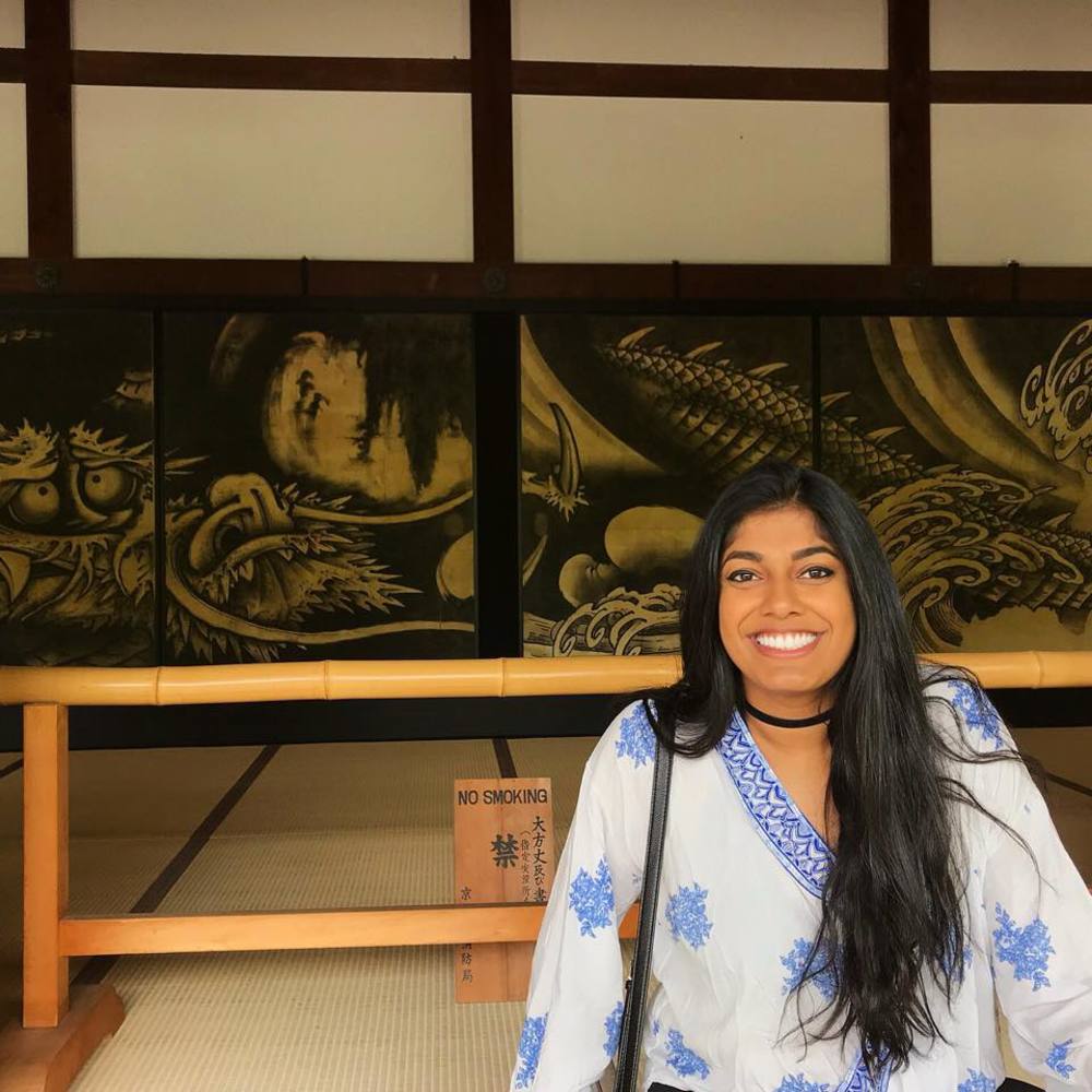 Meet your Posher, Nidhi